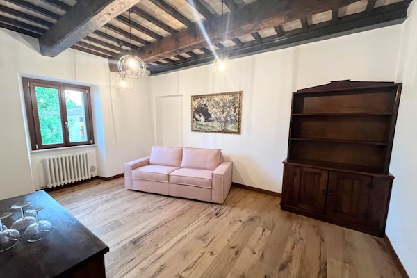 Foto van Appartement in een dorp met zwembad - Vakantiehuis in Pesaro - LivingRoom