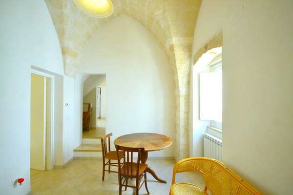 Foto van Villa in de witte stad van Ostuni - Vakantiehuis in Ostuni (br) - DiningRoom
