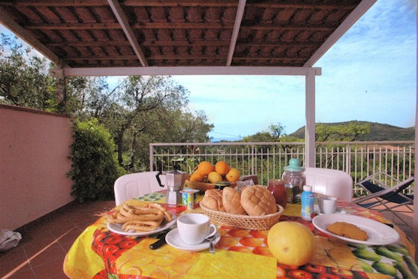 Foto van Cilento-uitje met terras - Vakantiehuis in Palinuro - TerraceBalcony