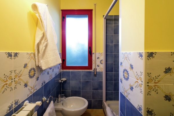 Foto van Vakantiehuis in Sciacca met Zwembad - Vakantiehuis in Sciacca - BathRoom
