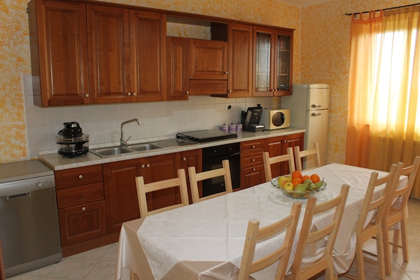 Foto van Appartement Villa voor gezinnen - Vakantiehuis in Santa Venerina - Kitchen