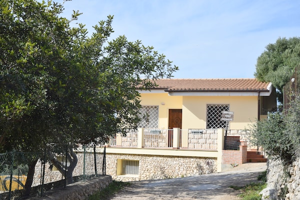 Foto van Villa in Syracuse met zwembad en terras - Vakantiehuis in Siracusa - ExteriorSummer