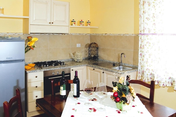 Foto van Landgoed in Montaione met Zwembad & Wijn - Vakantiehuis in Montaione - Kitchen