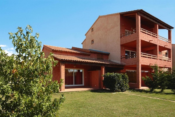 Foto van Ruim verblijf op Corsica voor 8 vlakbij het strand - ExteriorSummer