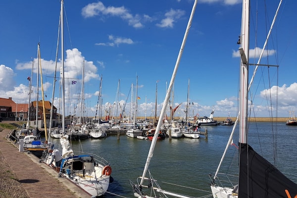 Foto van Vakantiehuis in Stavoren met aanlegsteiger - Vakantiehuis in Stavoren - AreaSummer1KM