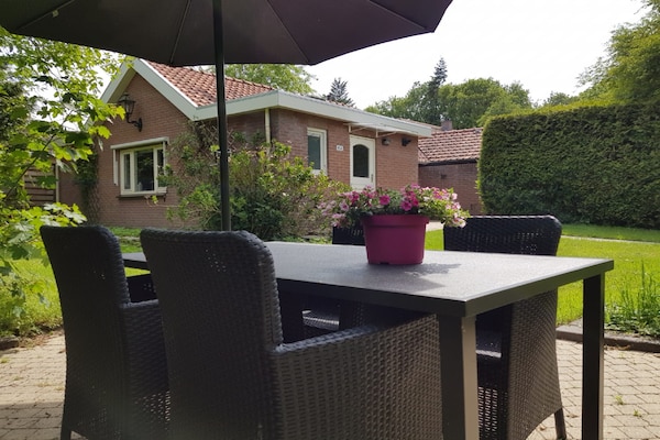 Foto van Huisje in Veluwe bij Bospark - Vakantiehuis in Garderen - TerraceBalcony