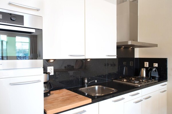 Foto van Appartement, nabij het strand en de zee - Vakantiehuis in Den Haag - Kitchen