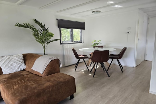 Foto van Thuis in het dansende bos - Vakantiehuis in Garderen - DiningRoom