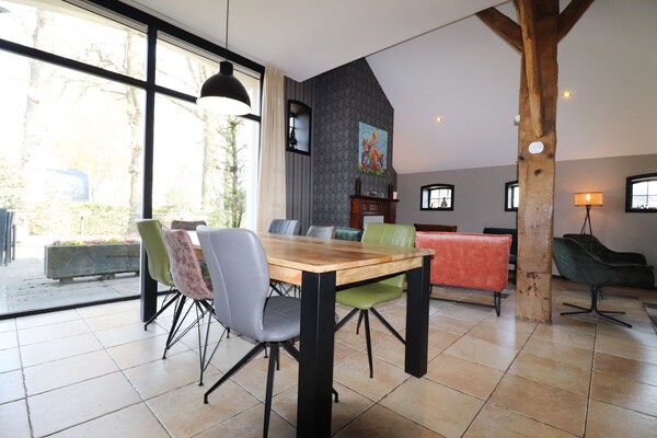 Foto van Appartement in Nederland bij natuur - Vakantiehuis in Dalerveen - DiningRoom