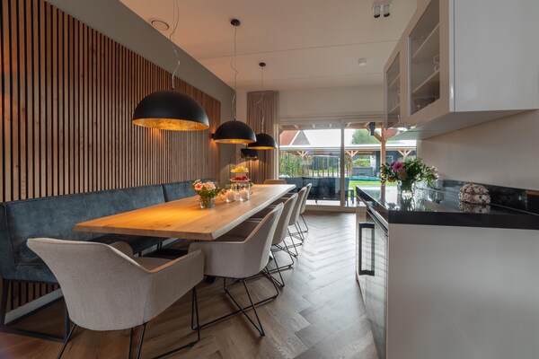Foto van Vakantiehuis in Colijnsplaat bij Oosterschelde - Vakantiehuis in Colijnsplaat - DiningRoom