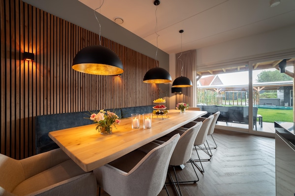 Foto van Vakantiehuis in Colijnsplaat bij Oosterschelde - Vakantiehuis in Colijnsplaat - DiningRoom