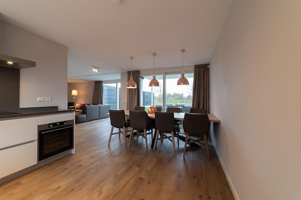 Foto van Villa in Colijnsplaat bij de Zee - Vakantiehuis in Colijnsplaat - DiningRoom