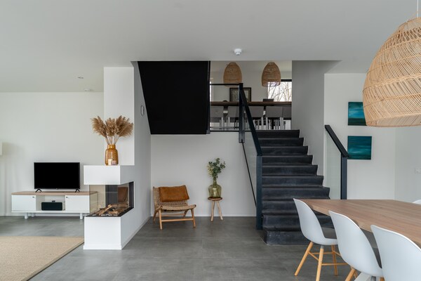 Foto van Villa met privézwembad aan het Veerse Meer - Vakantiehuis in Arnemuiden - Landing