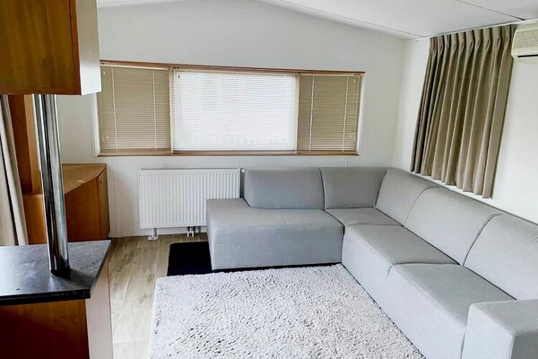 Foto van Rustig verblijf met tuin te midden van natuur nabij Alkmaar - LivingRoom