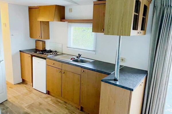 Foto van Rustig verblijf met tuin te midden van natuur nabij Alkmaar - Kitchen