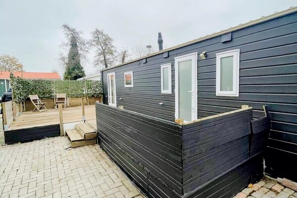 Foto van Rustig verblijf met tuin te midden van natuur nabij Alkmaar - ExteriorSummer