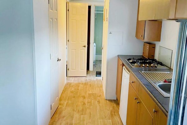 Foto van Rustig verblijf met tuin te midden van natuur nabij Alkmaar - Kitchen