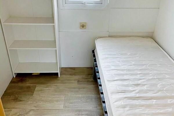 Foto van Rustig verblijf met tuin te midden van natuur nabij Alkmaar - BedRoom
