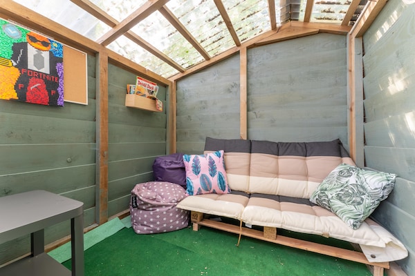 Foto van Luxe chalet nabij Ouddorp met tuin - Vakantiehuis in Goedereede - TerraceBalcony