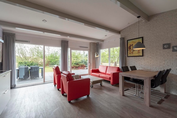 Foto van Vakantiehuis op autovrij park Garnekuul - Vakantiehuis in Callantsoog - LivingRoom