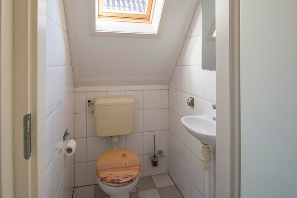 Foto van Callantsogervaart 3-8 huis vlakbij het strand - Vakantiehuis in Julianadorp aan Zee - BathRoom