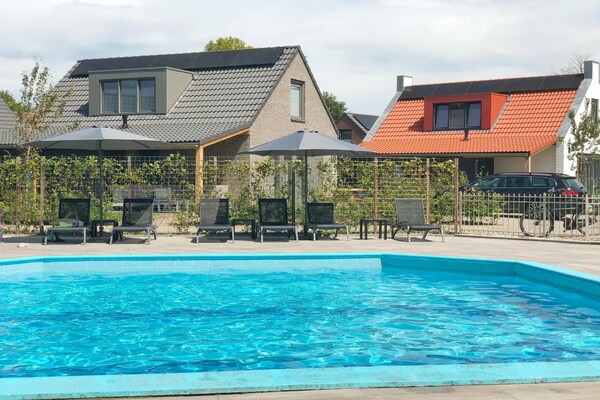 Foto van Stijlvol huis aan de kust met tuin - Vakantiehuis in Sint Maarten - PoolOfHouse