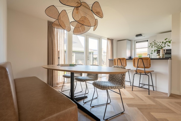 Foto van Stijlvol huis aan de kust met tuin - Vakantiehuis in Sint Maarten - DiningRoom