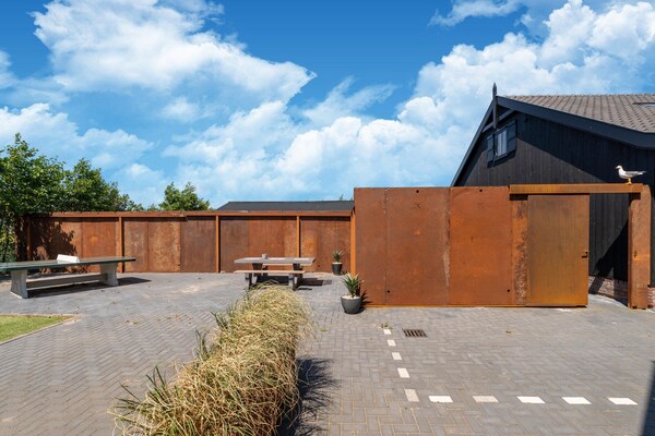 Foto van Gezellig vakantiehuis in Callantsoog met wellness - Vakantiehuis in Callantsoog - GardenSummer