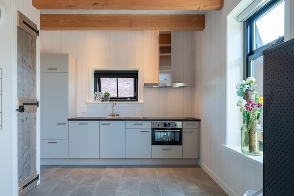 Foto van Gezellig vakantiehuis in Callantsoog met wellness - Vakantiehuis in Callantsoog - Kitchen