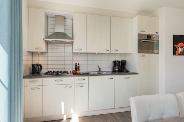 Foto van Ruime boerderij vlakbij het strand - Vakantiehuis in De Koog - Kitchen