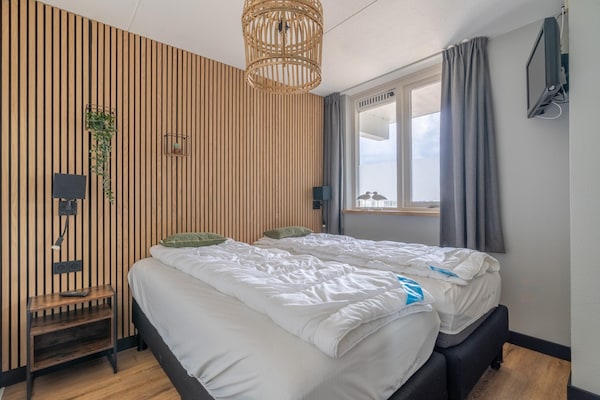 Foto van 4 Persoons appartement met eiland-zeezicht - Vakantiehuis in De Koog - BedRoom