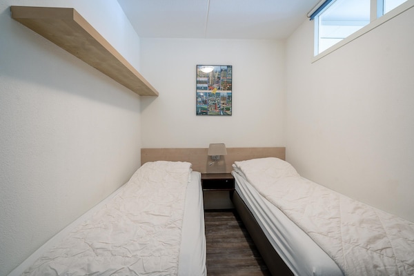 Foto van 4 Persoons appartement met eiland-zeezicht - Vakantiehuis in De Koog - BedRoom