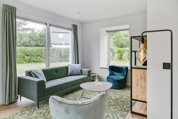Foto van Bungalow op Texel bij Duinenpark - Vakantiehuis in De Koog Texel - LivingRoom