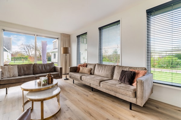 Foto van Vakantiehuis in De Koog met Sauna - Vakantiehuis in De Koog Texel - LivingRoom