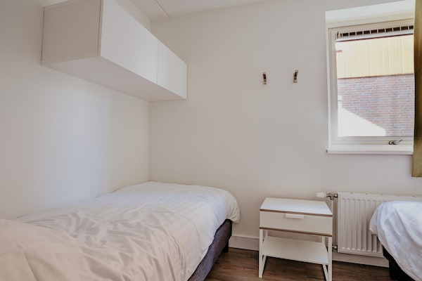 Foto van Ruime retraite aan het meer - Vakantiehuis in Uitgeest - BedRoom