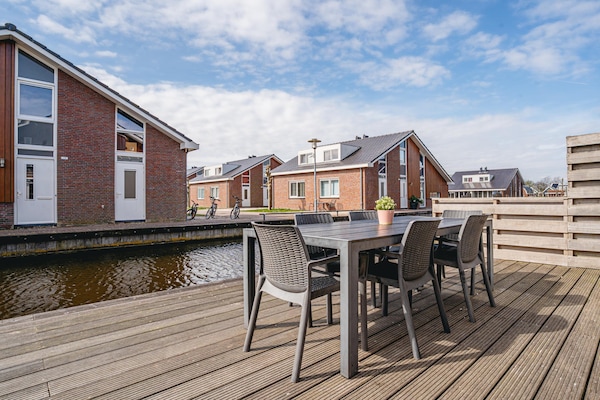 Foto van Ruime retraite aan het meer - Vakantiehuis in Uitgeest - TerraceBalcony