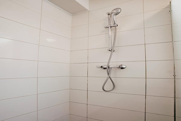 Foto van Ruime retraite aan het meer - Vakantiehuis in Uitgeest - BathRoom