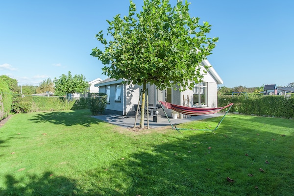 Foto van Bungalow in Zuid-Holland bij het Strand - Vakantiehuis in Noordwijk - GardenSummer
