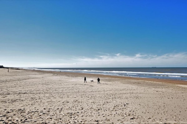 Foto van Vakantiehuis bij kust en bos - Vakantiehuis in Noordwijk - AreaSummer5KM
