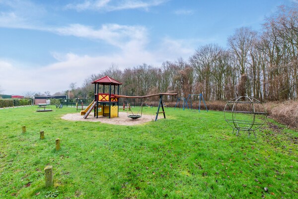 Foto van Vakantiehuis in Noordwijkerhout bij Meer - Vakantiehuis in Noordwijkerhout - GardenSummer