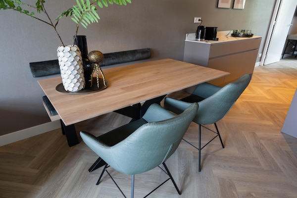 Foto van Stijlvol 2-slaapkamerappartement in Den Haag. - Vakantiehuis in Den Haag - DiningRoom