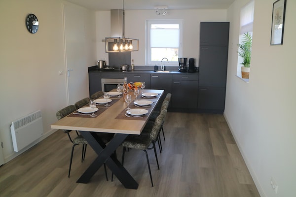 Foto van Lakeview villa met zwem- en vissteiger - Vakantiehuis in Simonshaven - DiningRoom