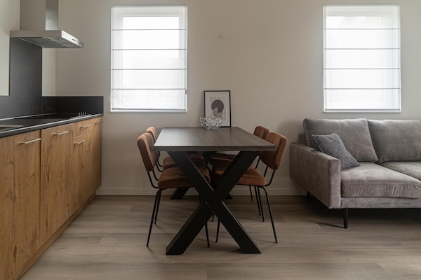 Foto van Mooi vakantiehuis vlakbij het water - Vakantiehuis in Zuid-Holland - DiningRoom