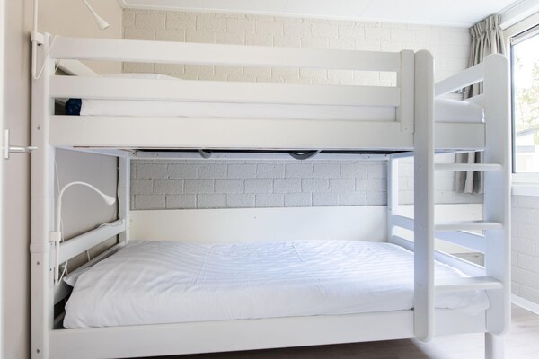 Foto van Bungalow bij Veluwezand - Vakantiehuis in Kootwijk - BedRoom