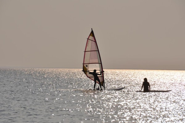 Foto van Waterlodge in Nederland met Paddleboarden - Vakantiehuis in Zeewolde - AreaSummer20KM