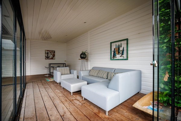 Foto van Ruime villa aan het meer - Vakantiehuis in Maurik - LivingRoom
