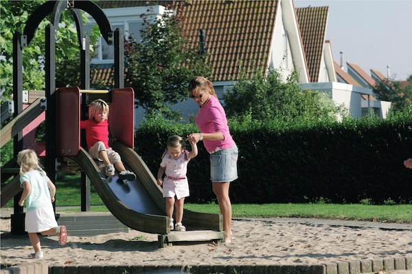 Foto van Villa in Zeeland dicht bij het strand - Vakantiehuis in Scharendijke - GardenSummer