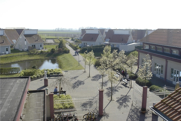 Foto van Villa in Zeeland dicht bij het strand - Vakantiehuis in Scharendijke - AreaSummer5KM