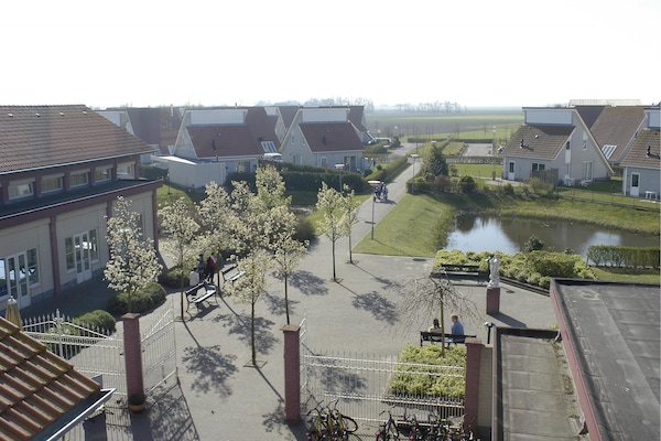 Foto van Villa in Zeeland dicht bij het strand - Vakantiehuis in Scharendijke - Ambiance