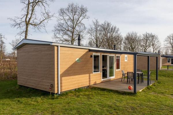 Foto van Villa in Burgh-Haamstede met tuin - Vakantiehuis in Burgh-Haamstede - ExteriorSummer